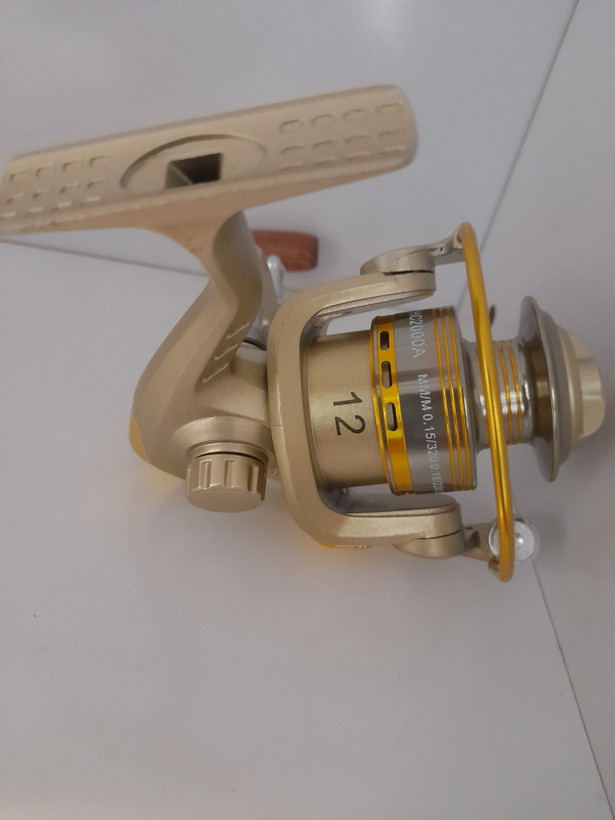 چرخ ماهیگیری یوموشی مدل HC2000A